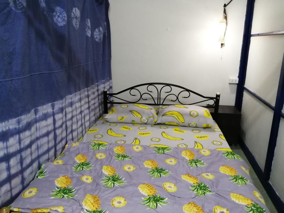 Chill Pill Hostel Csiangkham Kültér fotó